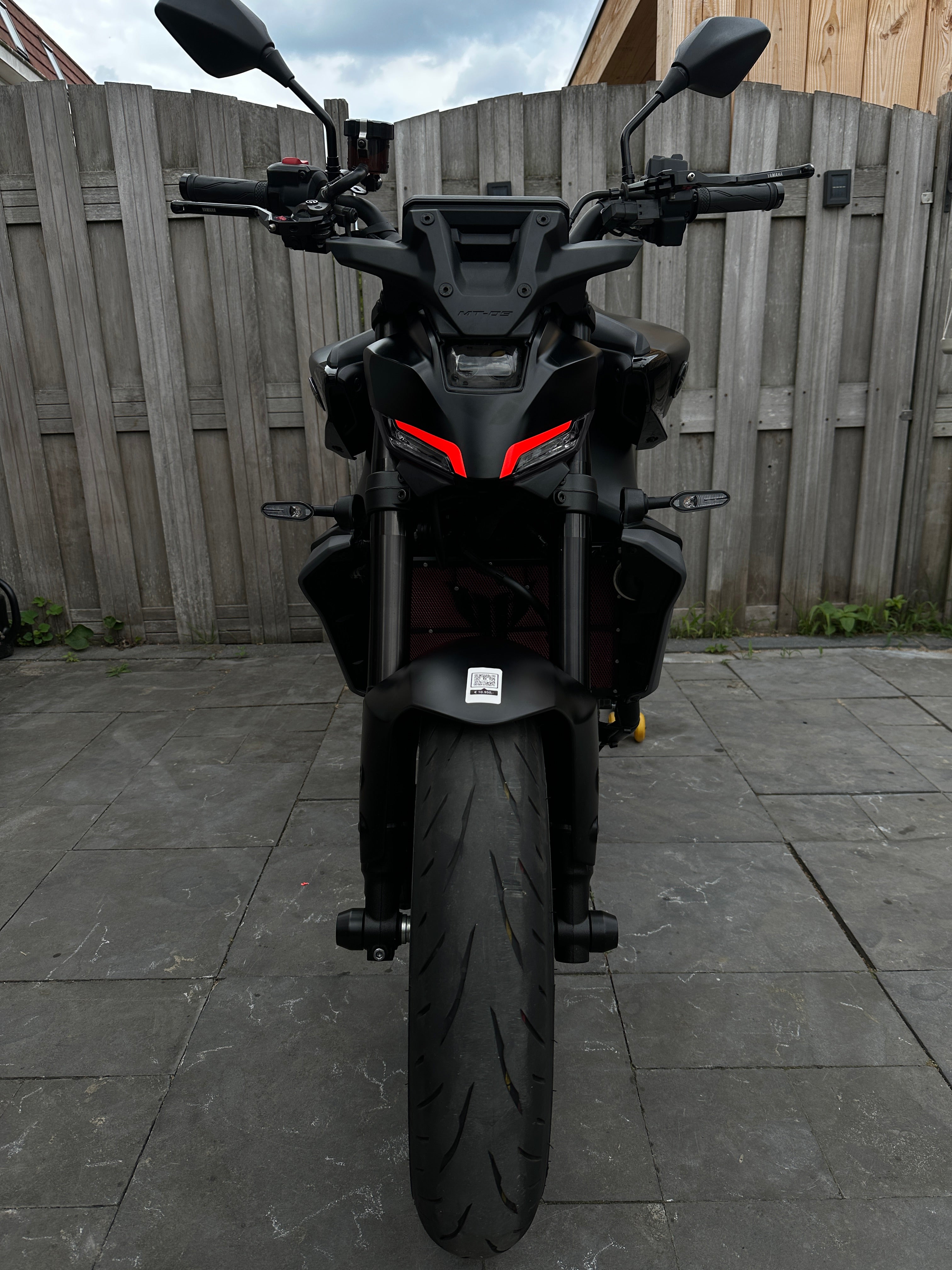 Yamaha MT09 Headlight Sticker 1.0 (2024-2025)
