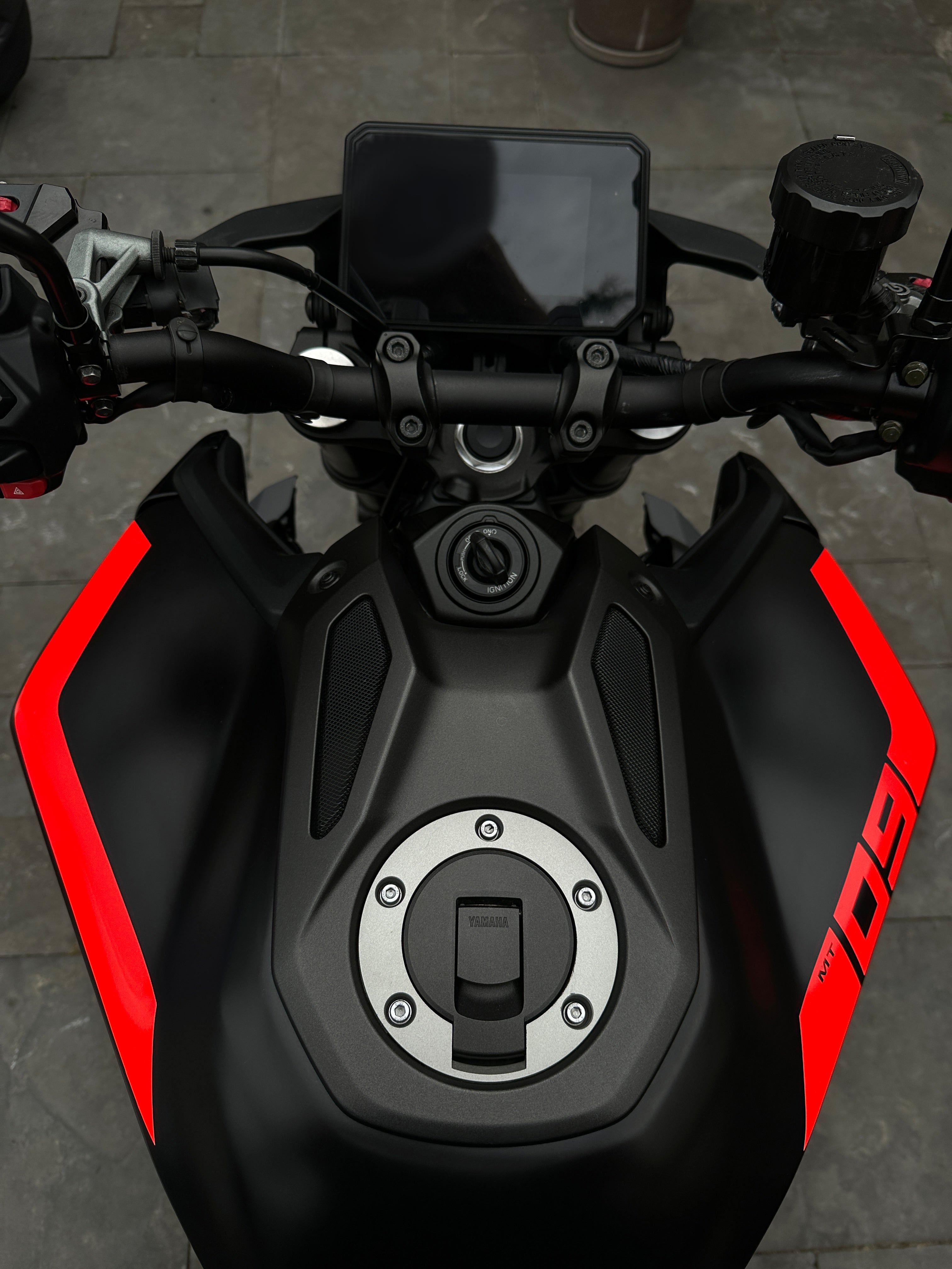 Yamaha MT09 Tank Sticker 1.0 (2024-2025)