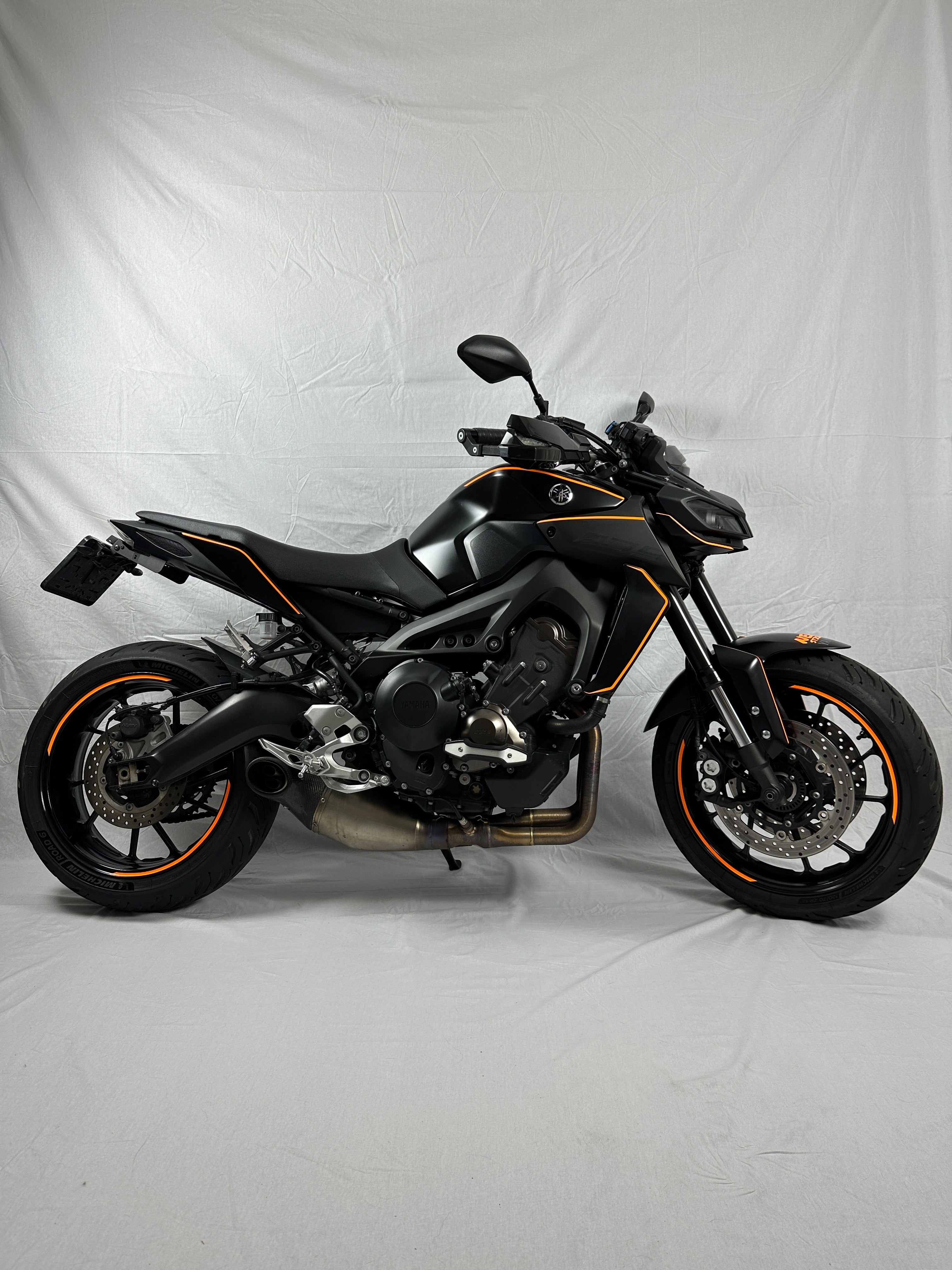 Yamaha MT09 Nero Sticker Set (2017-2020)