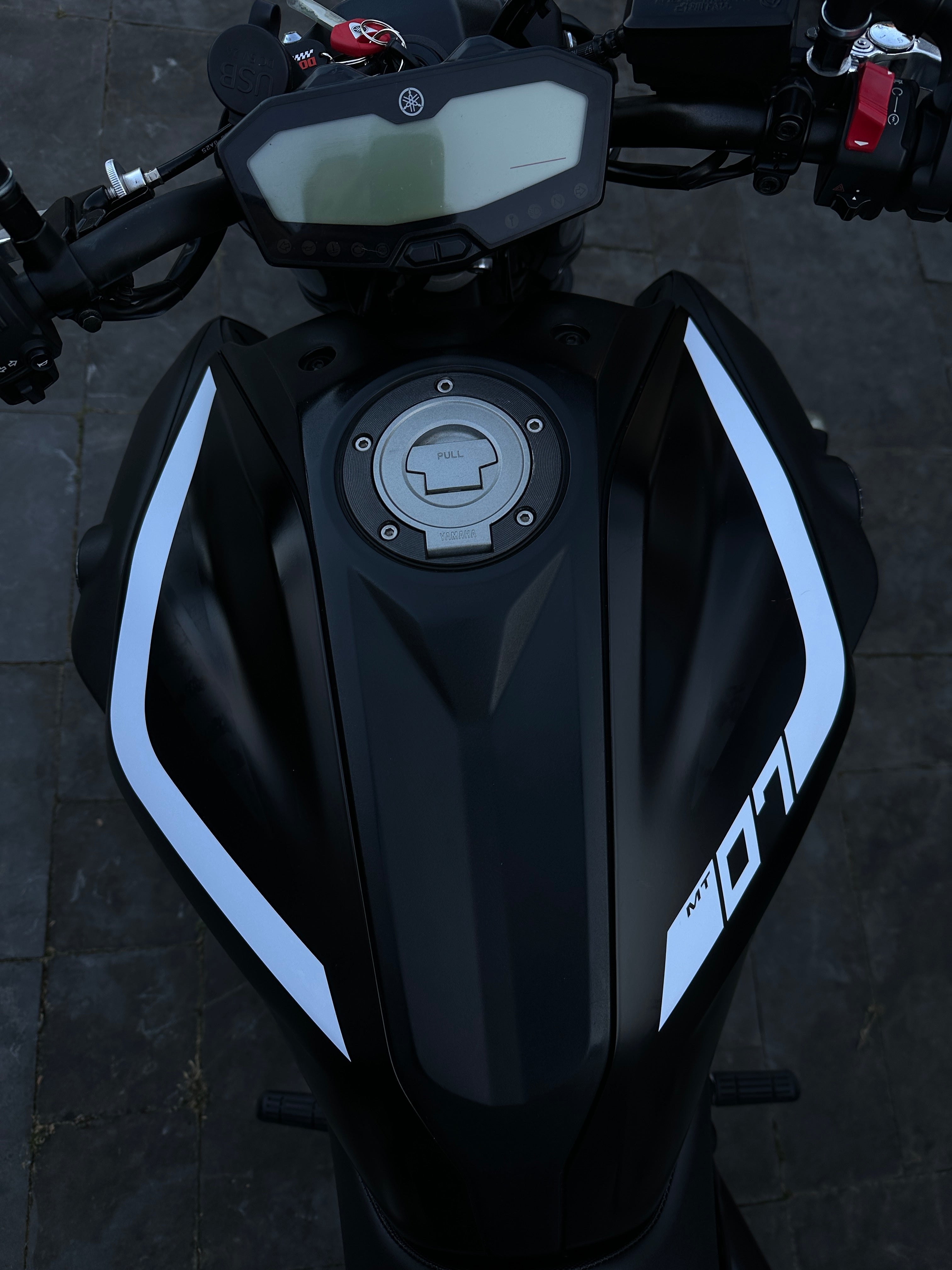 Yamaha MT07 (2018-2020) Tank Sticker 1.0
