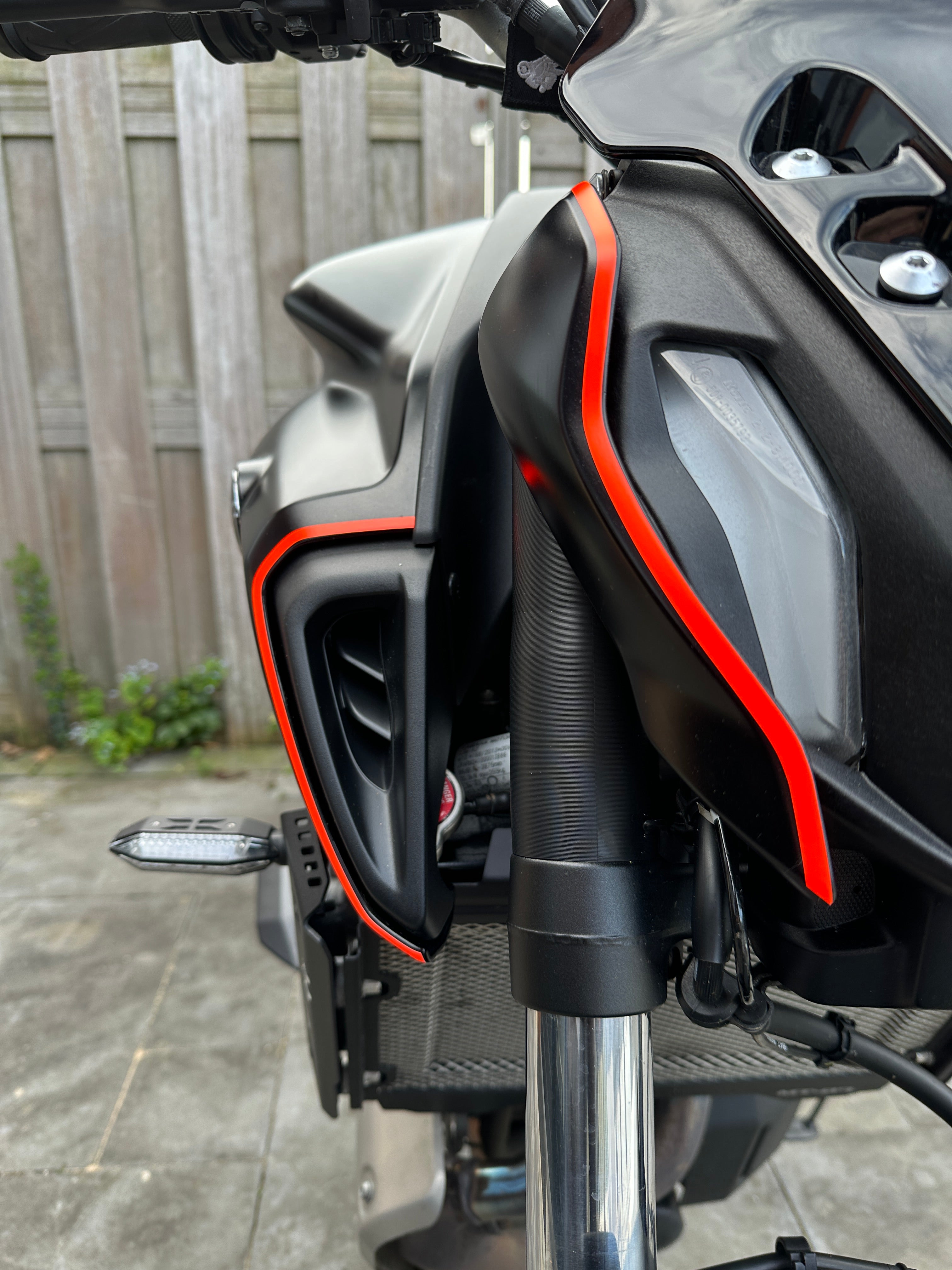 Yamaha MT07 Air Scoop & Headlight Stickerset (2021-2024)