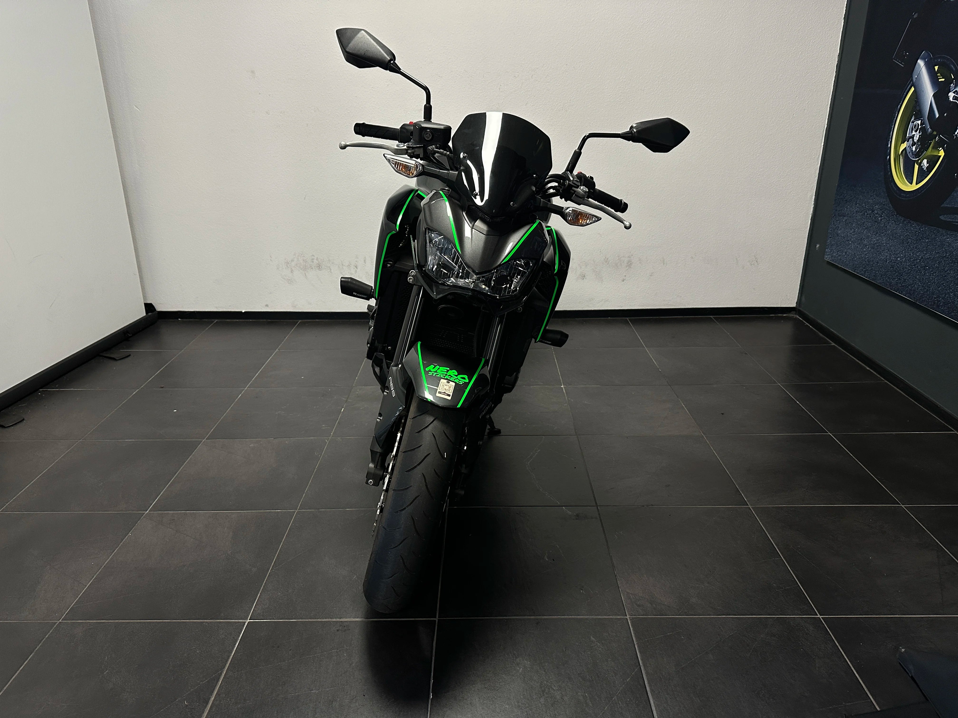 Kawasaki Z900 Nero Sticker Set (2017-2019)