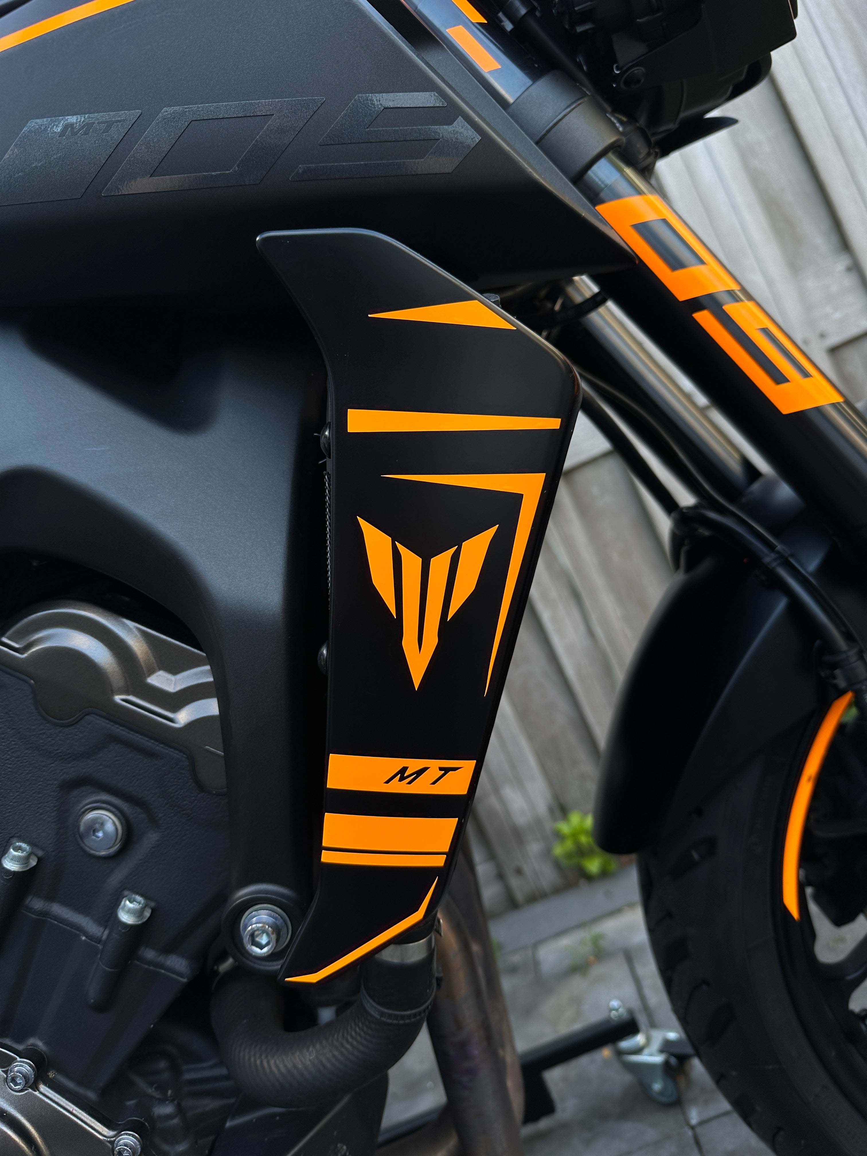 Yamaha MT09 Radiator Side Cover Sticker Set