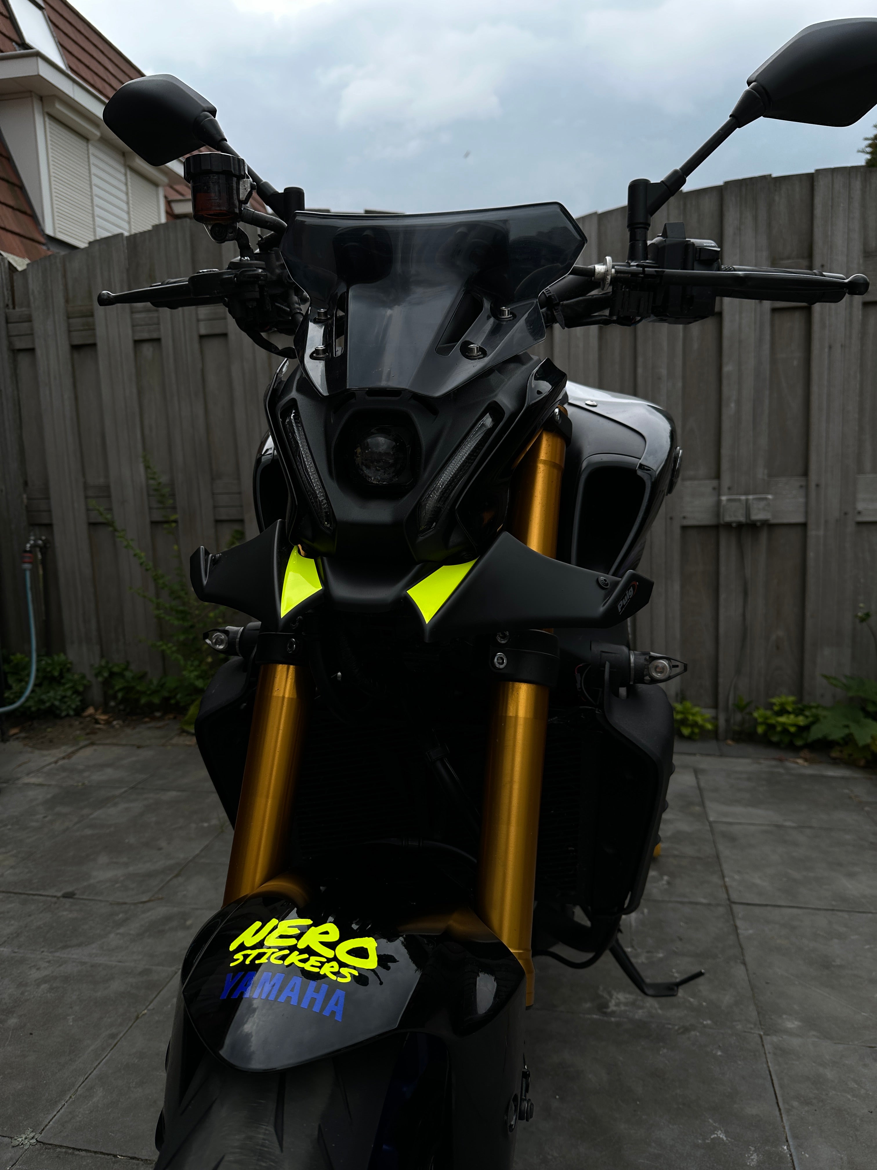 Yamaha MT09 Front Spoiler Sticker 3.0