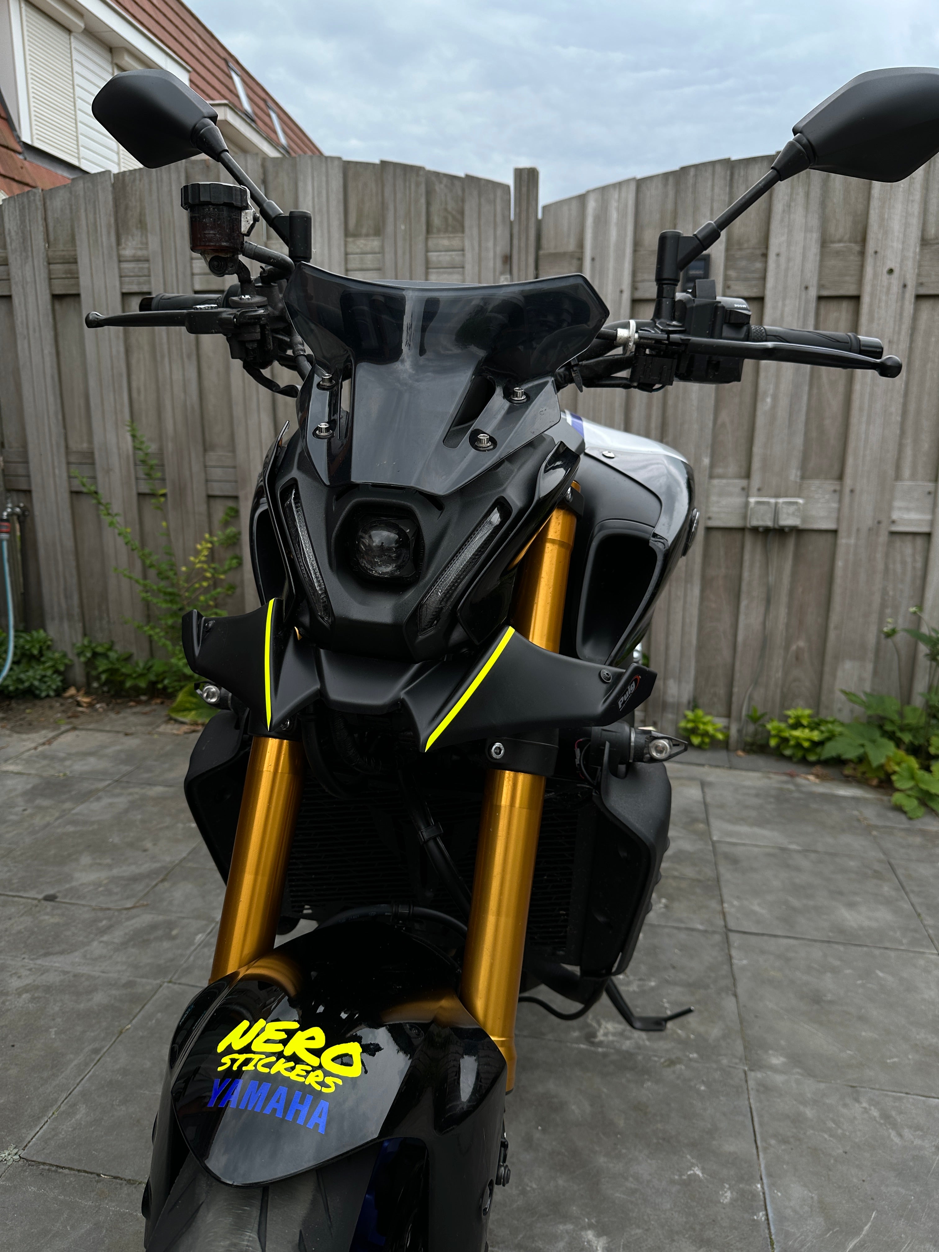 Yamaha MT09 Front Spoiler Sticker 9.0