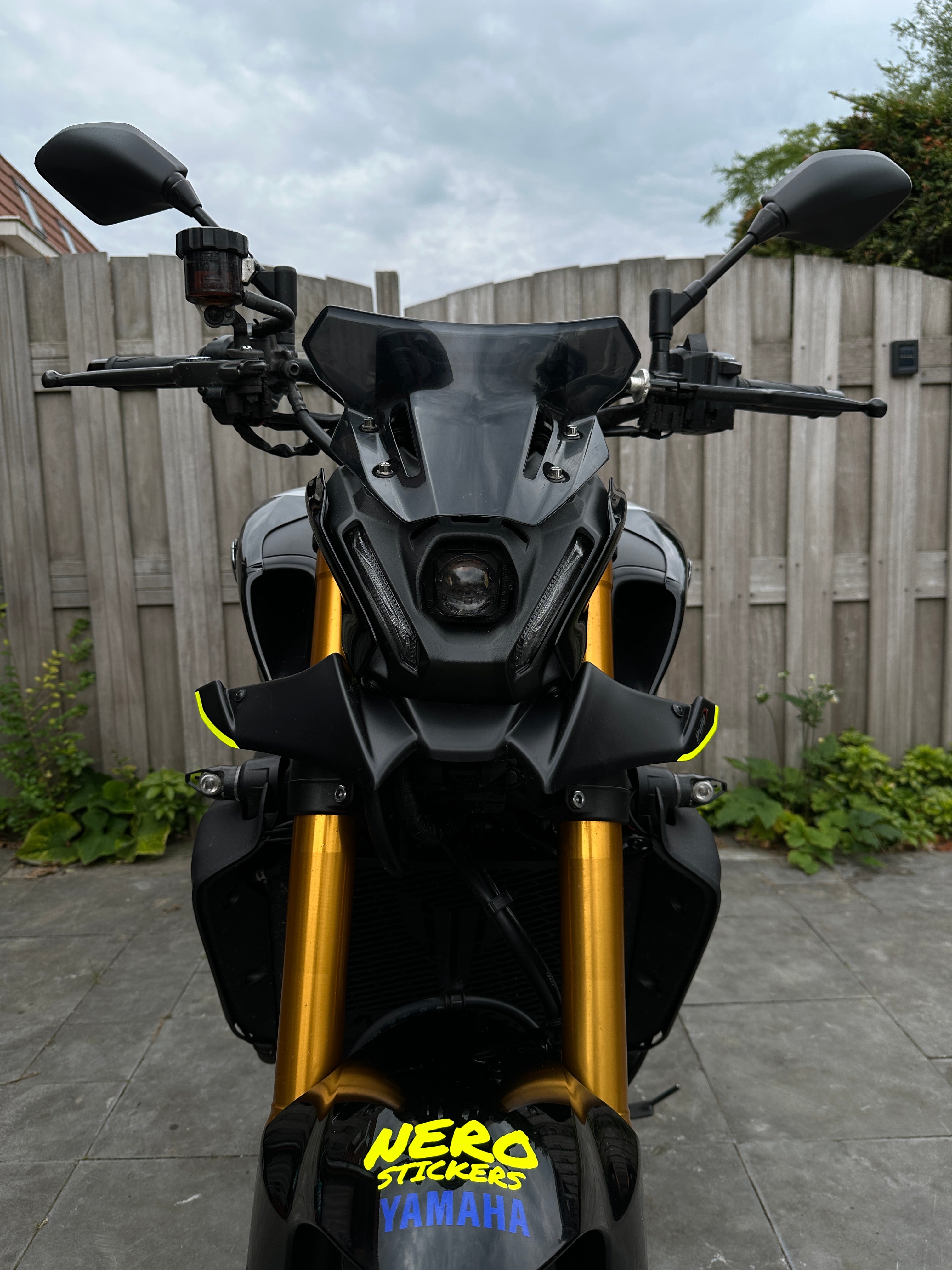 Yamaha MT09 Front Spoiler Sticker 12.0