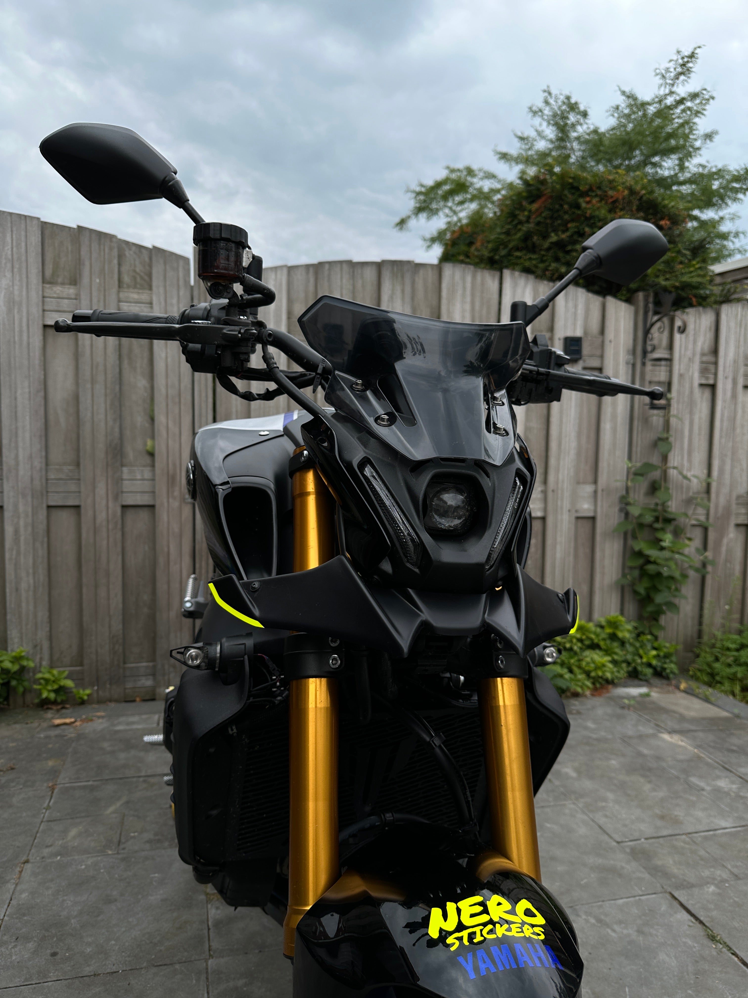 Yamaha MT09 Front Spoiler Sticker 12.0