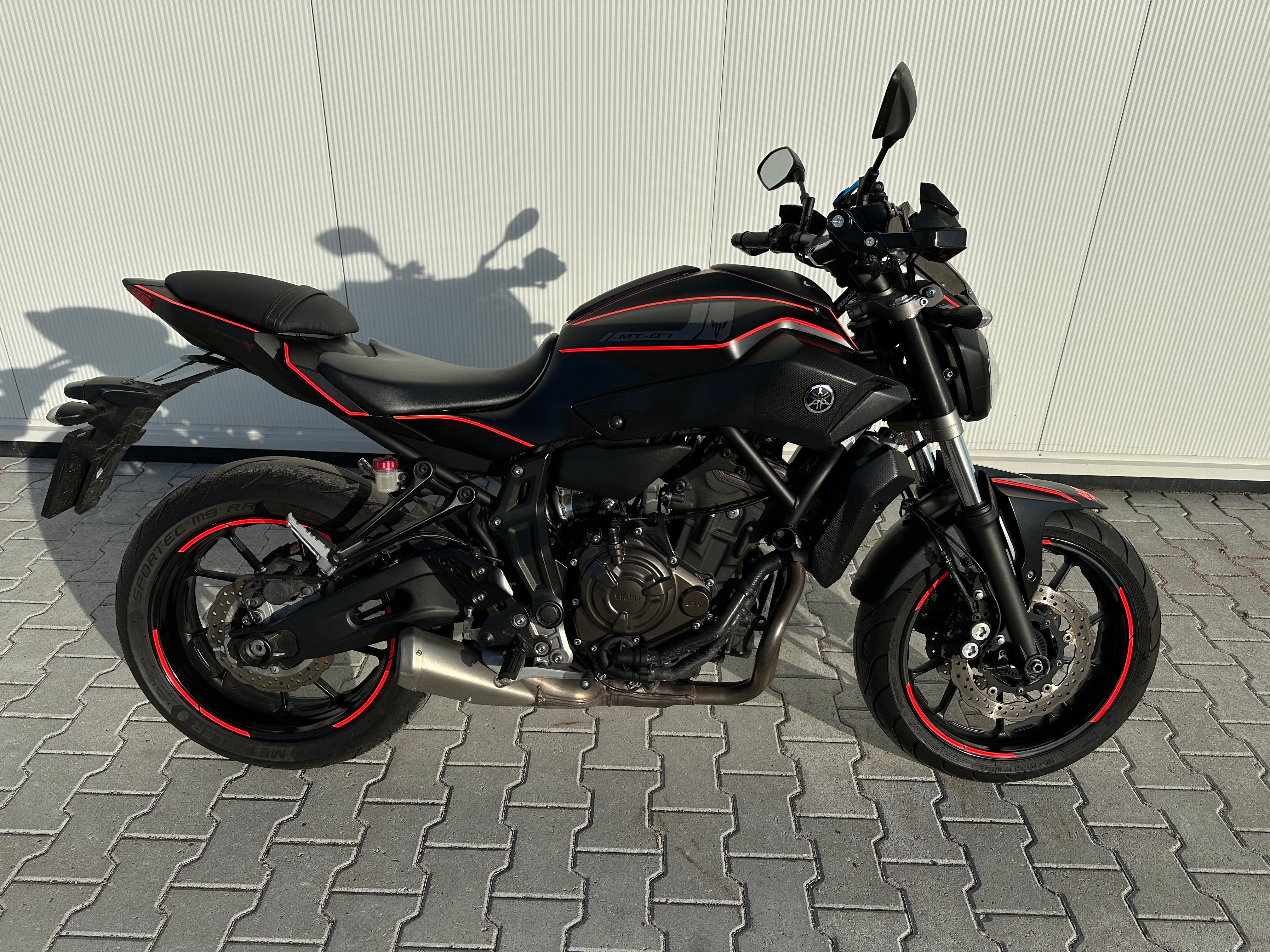 Yamaha MT07 Tron Stickerset (2013-2017)