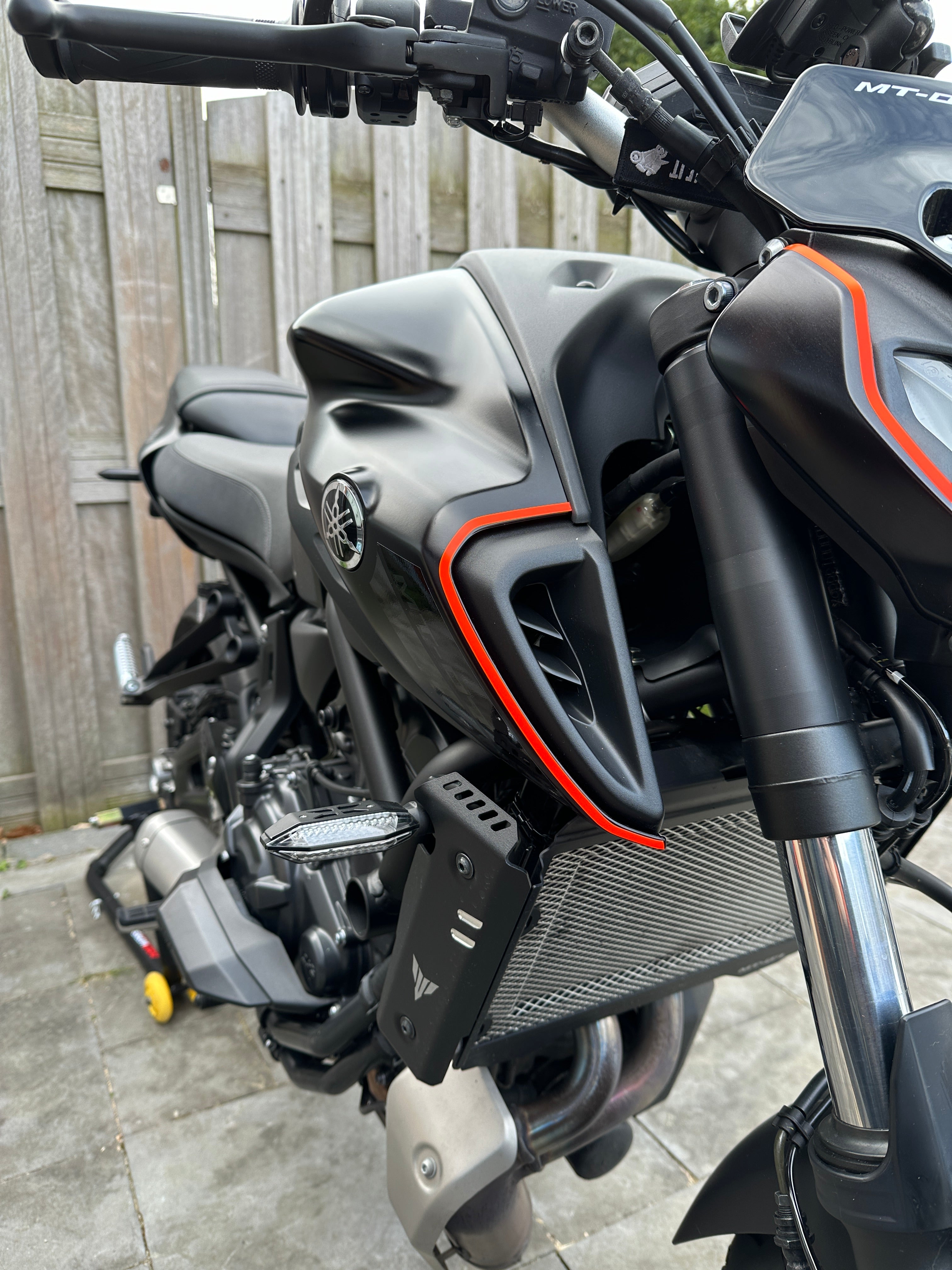 Yamaha MT07 Air Scoop Sticker 1.0