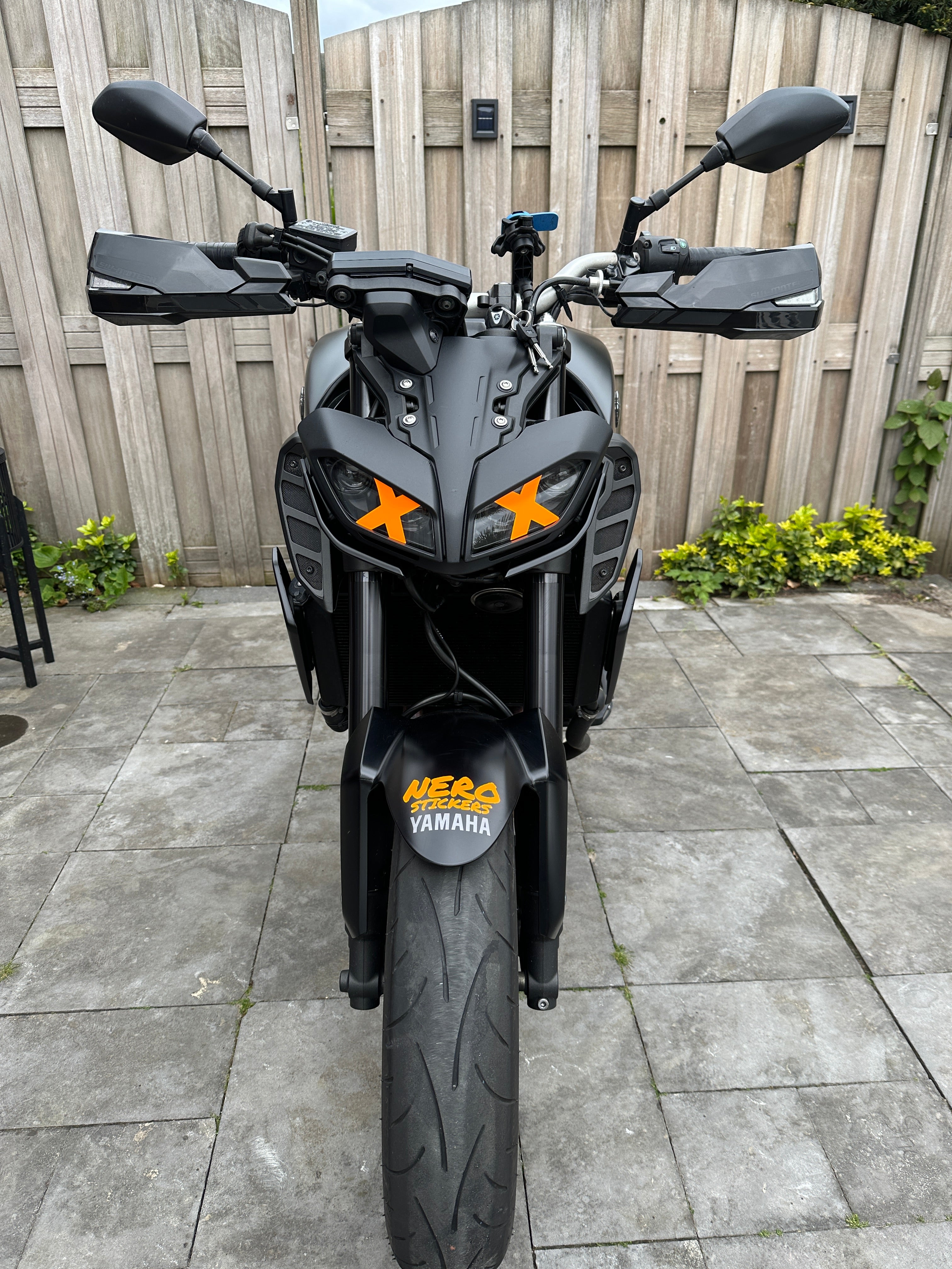 Yamaha MT09 Headlight X