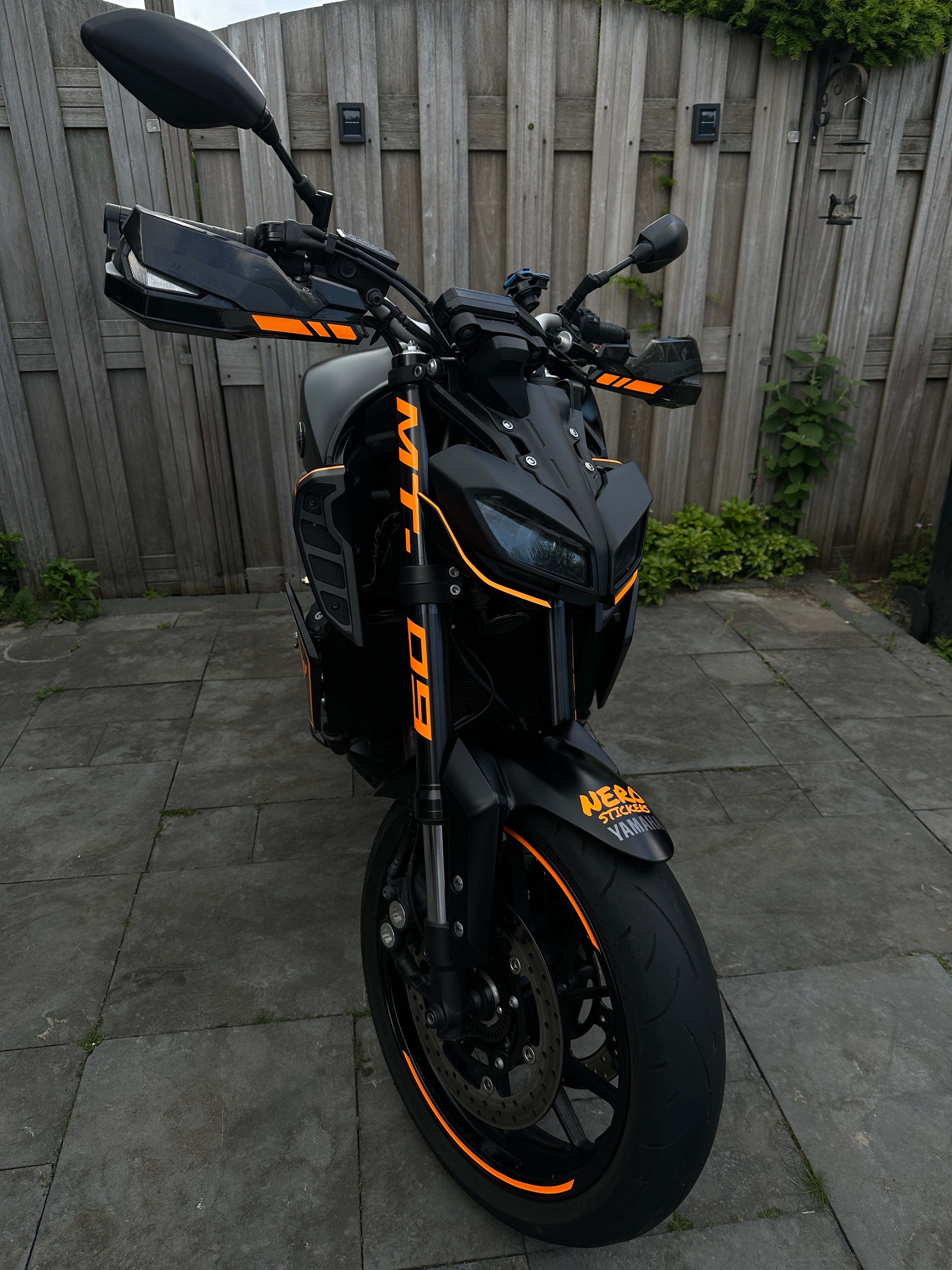 Yamaha MT09 Front Fork Sticker